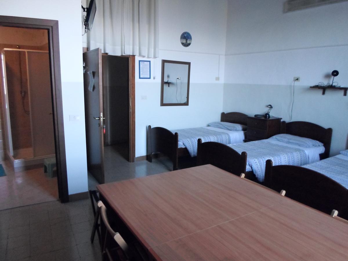 נארני Ostello Sant'Anna מראה חיצוני תמונה