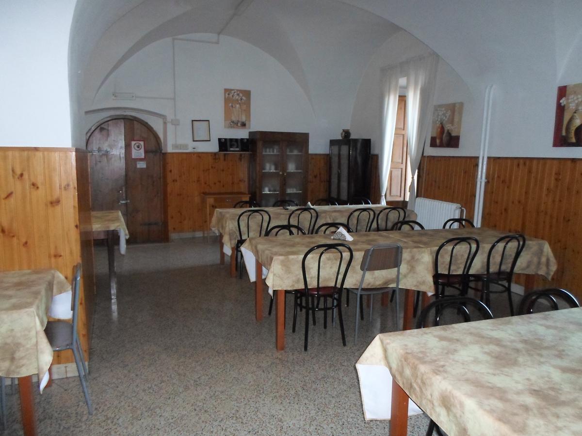 נארני Ostello Sant'Anna מראה חיצוני תמונה